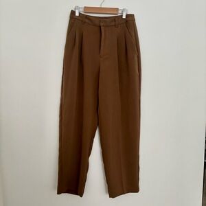Madewell Pleated Tapered-Leg Pants